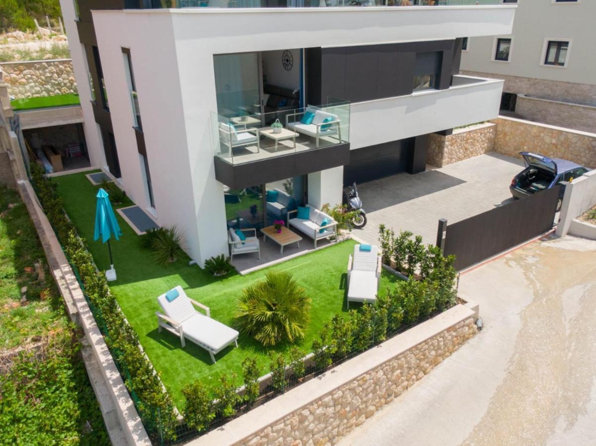 Apartmani Lara Baska Voda Luaran gambar