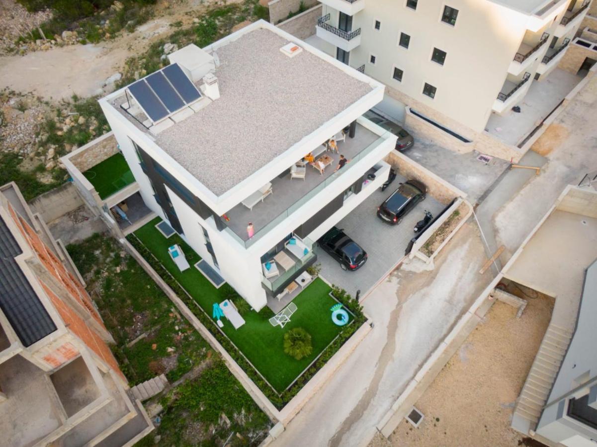 Apartmani Lara Baska Voda Luaran gambar